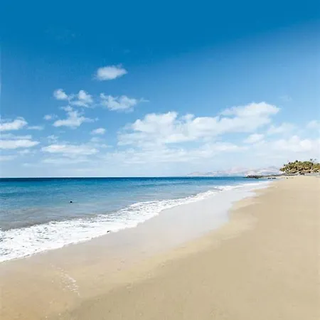 R2 Bahia Kontiki Beach Apartments